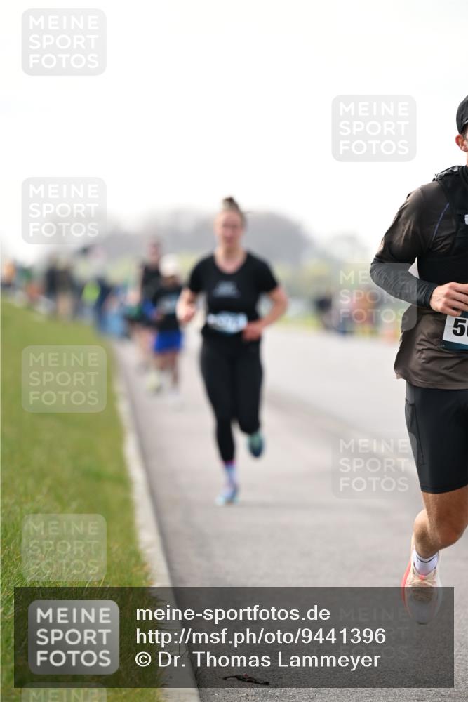 12.04.2026 - 45. Internationalen Wilhelmsburger Insellauf Dr. Thomas Lammeyer http://msf.ph/oto/9441396 12.04.2026 10:08:10 Laufen 5 meine-sportfotos.de