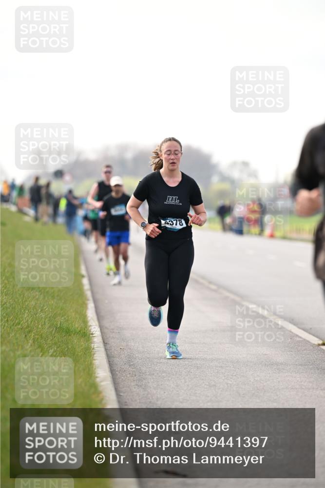 12.04.2026 - 45. Internationalen Wilhelmsburger Insellauf Dr. Thomas Lammeyer http://msf.ph/oto/9441397 12.04.2026 10:08:10 Laufen 4378 meine-sportfotos.de