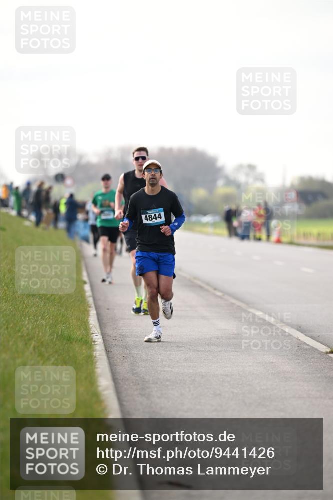 12.04.2026 - 45. Internationalen Wilhelmsburger Insellauf Dr. Thomas Lammeyer http://msf.ph/oto/9441426 12.04.2026 10:08:15 Laufen 4844 meine-sportfotos.de