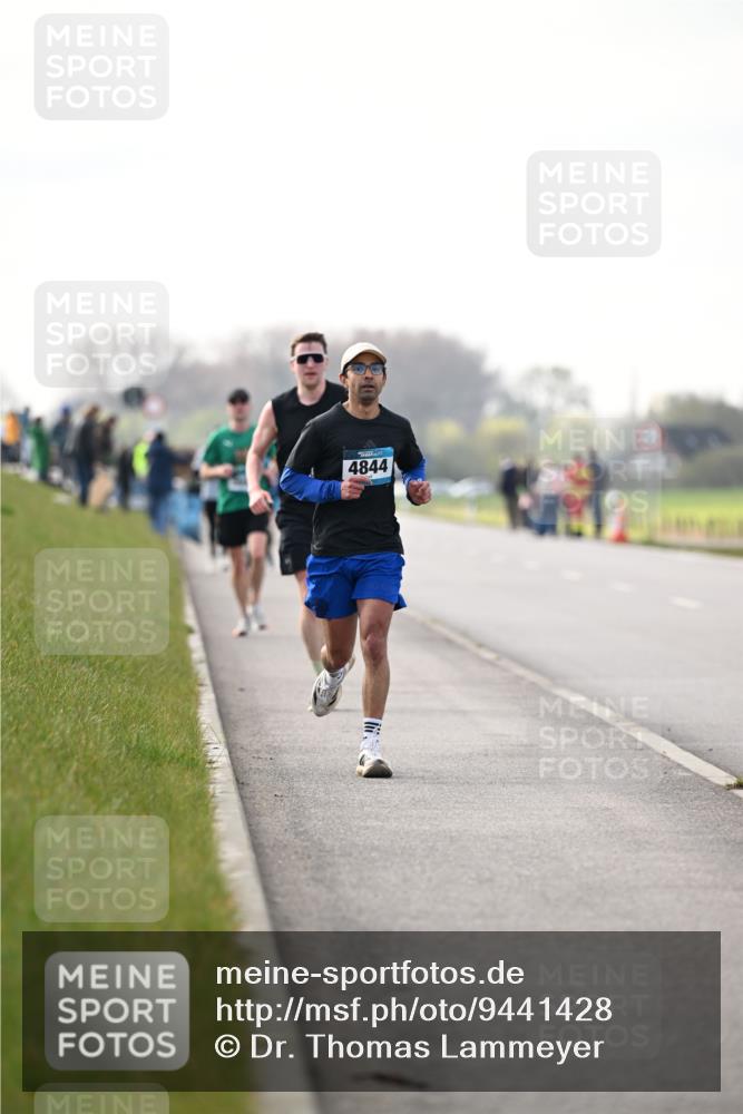 12.04.2026 - 45. Internationalen Wilhelmsburger Insellauf Dr. Thomas Lammeyer http://msf.ph/oto/9441428 12.04.2026 10:08:15 Laufen 4844 meine-sportfotos.de