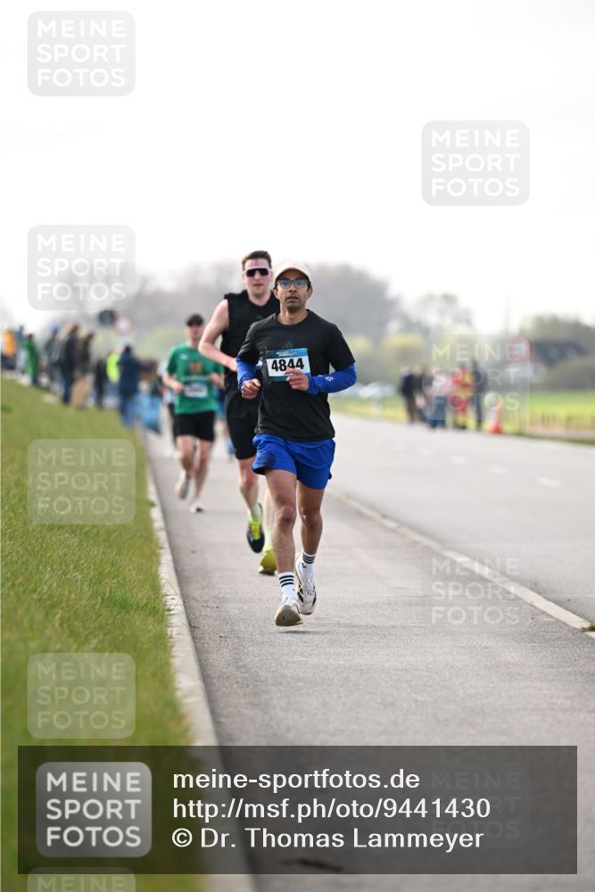 12.04.2026 - 45. Internationalen Wilhelmsburger Insellauf Dr. Thomas Lammeyer http://msf.ph/oto/9441430 12.04.2026 10:08:15 Laufen 4844 meine-sportfotos.de