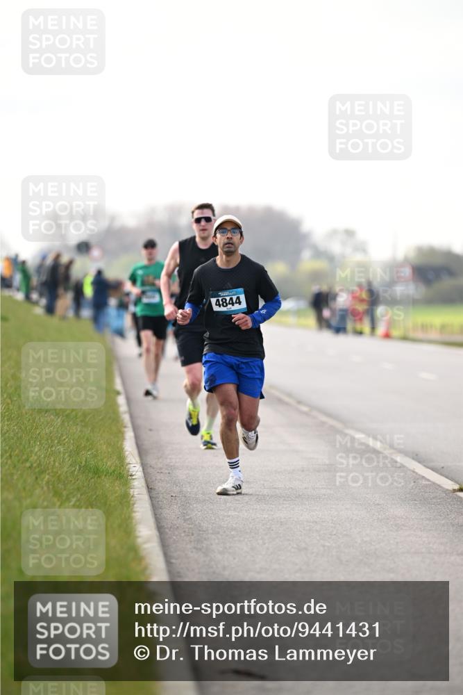12.04.2026 - 45. Internationalen Wilhelmsburger Insellauf Dr. Thomas Lammeyer http://msf.ph/oto/9441431 12.04.2026 10:08:16 Laufen 4844 meine-sportfotos.de