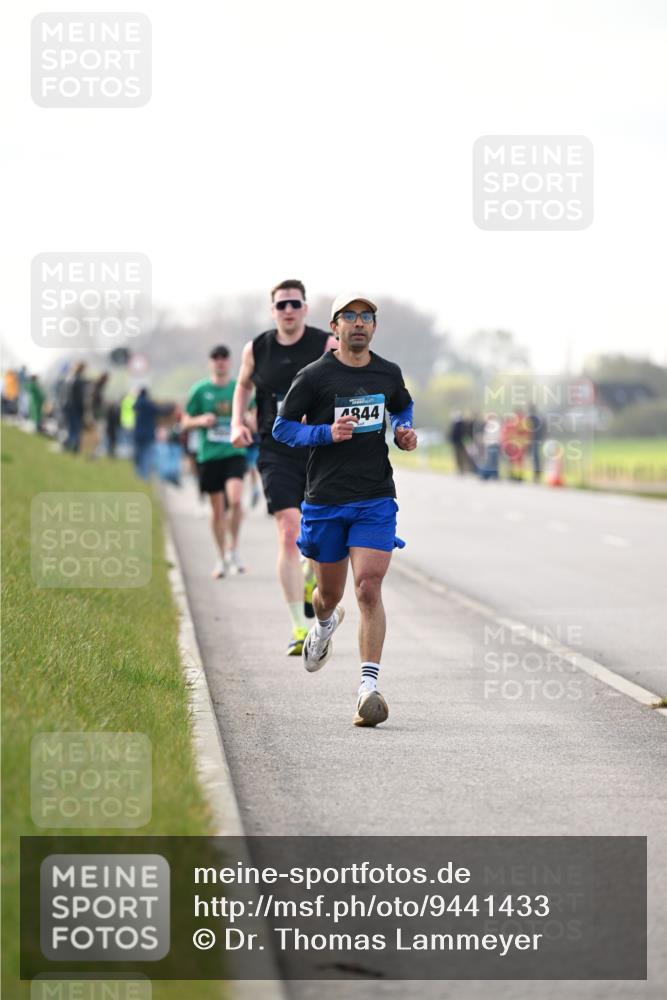 12.04.2026 - 45. Internationalen Wilhelmsburger Insellauf Dr. Thomas Lammeyer http://msf.ph/oto/9441433 12.04.2026 10:08:16 Laufen 4844 meine-sportfotos.de