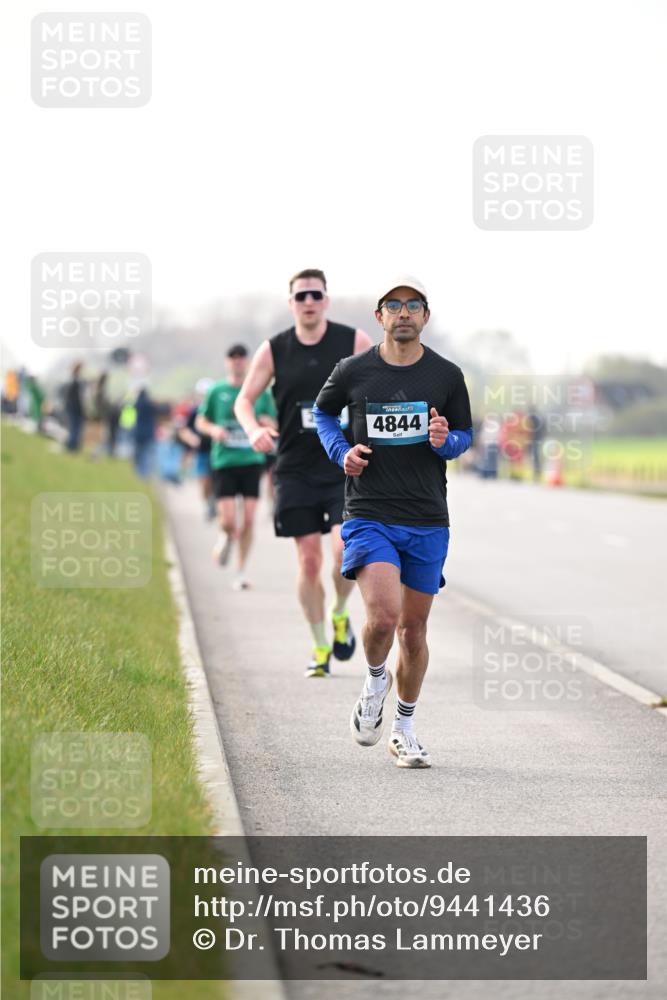 12.04.2026 - 45. Internationalen Wilhelmsburger Insellauf Dr. Thomas Lammeyer http://msf.ph/oto/9441436 12.04.2026 10:08:17 Laufen 4844 meine-sportfotos.de