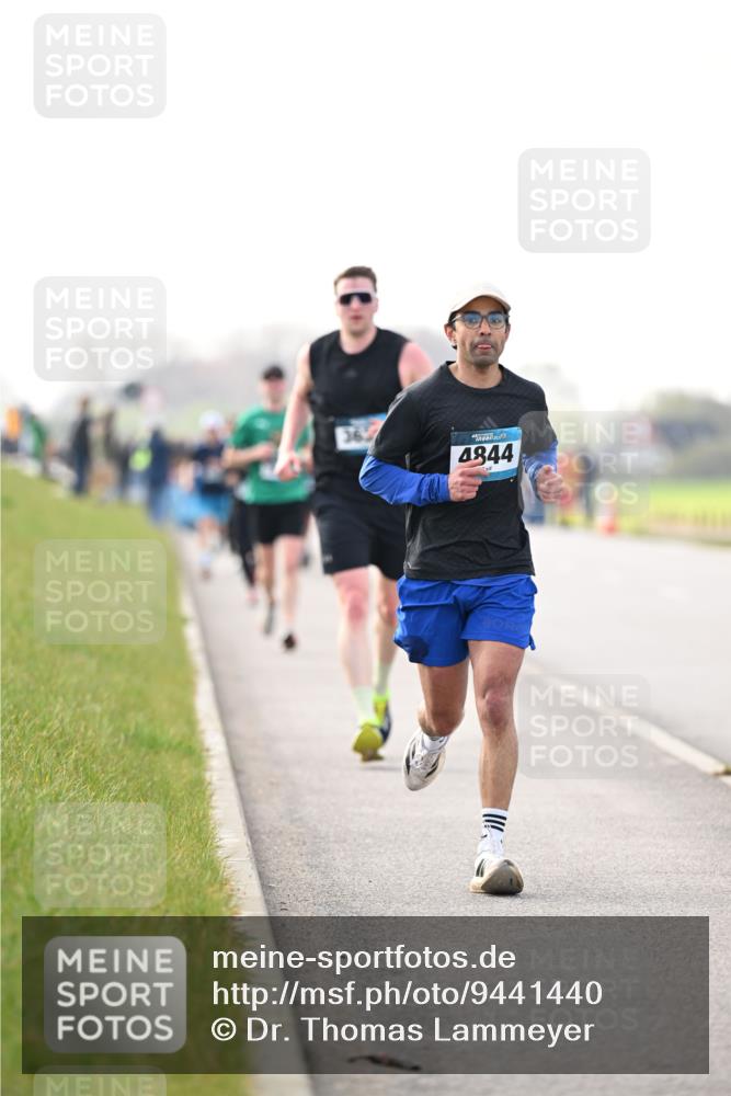 12.04.2026 - 45. Internationalen Wilhelmsburger Insellauf Dr. Thomas Lammeyer http://msf.ph/oto/9441440 12.04.2026 10:08:17 Laufen 4844 meine-sportfotos.de
