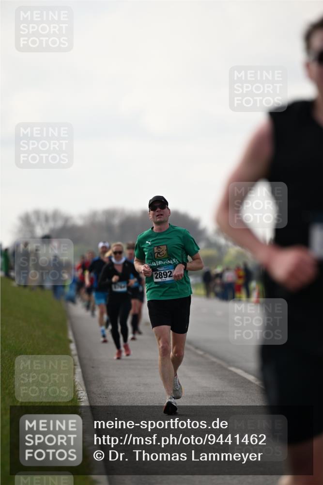 12.04.2026 - 45. Internationalen Wilhelmsburger Insellauf Dr. Thomas Lammeyer http://msf.ph/oto/9441462 12.04.2026 10:08:22 Laufen 2892 meine-sportfotos.de