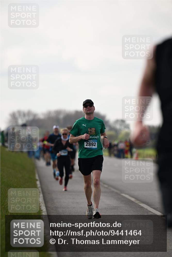 12.04.2026 - 45. Internationalen Wilhelmsburger Insellauf Dr. Thomas Lammeyer http://msf.ph/oto/9441464 12.04.2026 10:08:22 Laufen 2892 meine-sportfotos.de