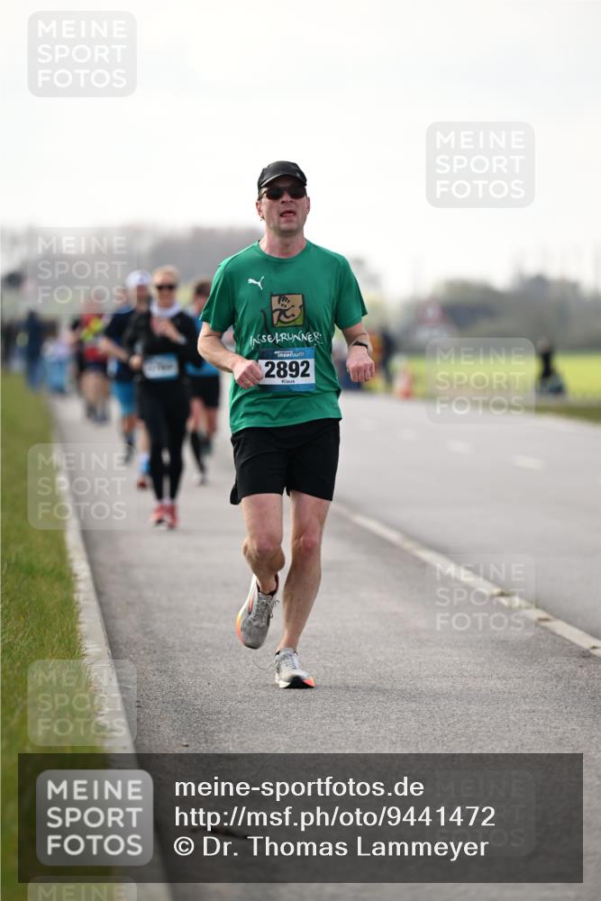 12.04.2026 - 45. Internationalen Wilhelmsburger Insellauf Dr. Thomas Lammeyer http://msf.ph/oto/9441472 12.04.2026 10:08:24 Laufen 2892 meine-sportfotos.de