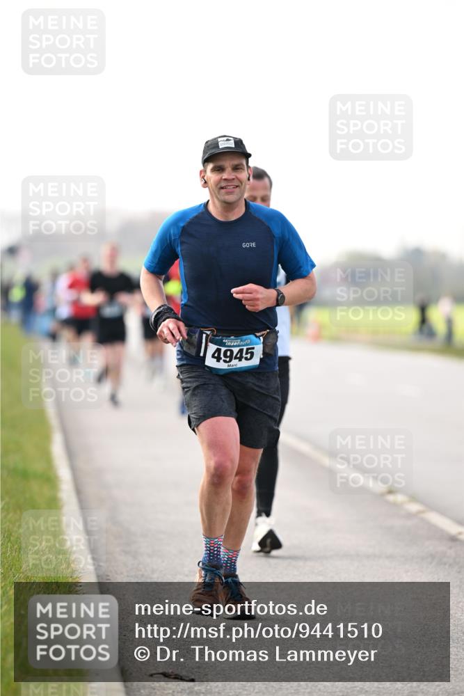 12.04.2026 - 45. Internationalen Wilhelmsburger Insellauf Dr. Thomas Lammeyer http://msf.ph/oto/9441510 12.04.2026 10:08:34 Laufen 4945 meine-sportfotos.de