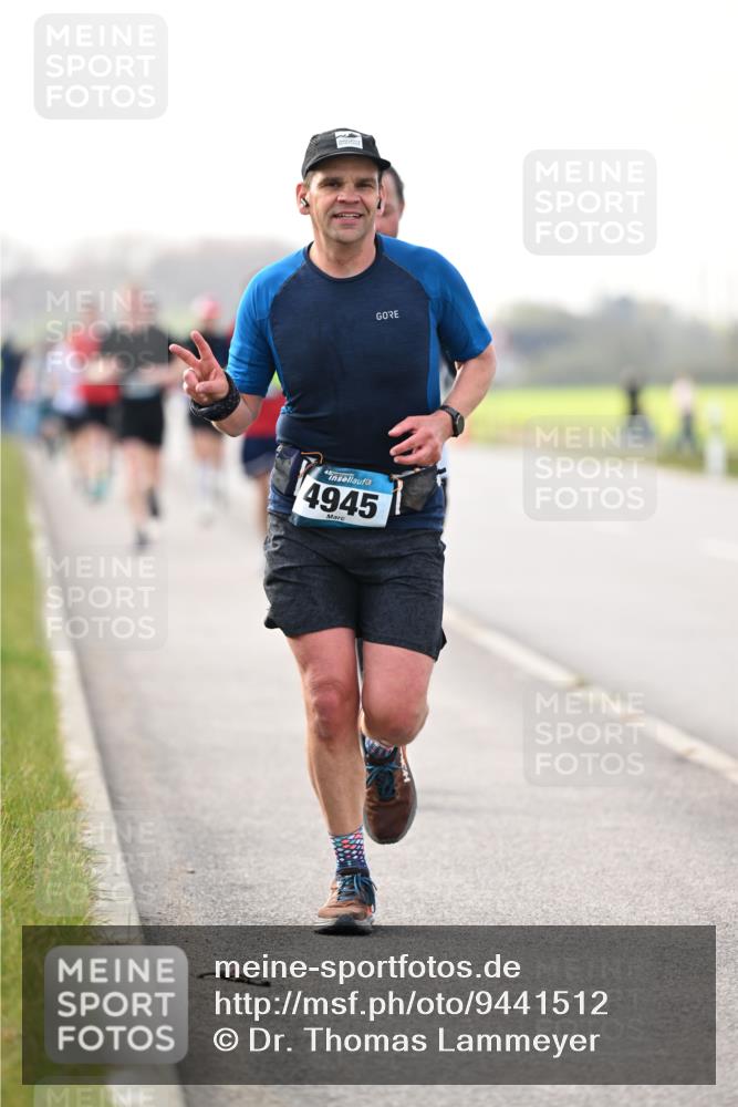12.04.2026 - 45. Internationalen Wilhelmsburger Insellauf Dr. Thomas Lammeyer http://msf.ph/oto/9441512 12.04.2026 10:08:34 Laufen 4945 meine-sportfotos.de