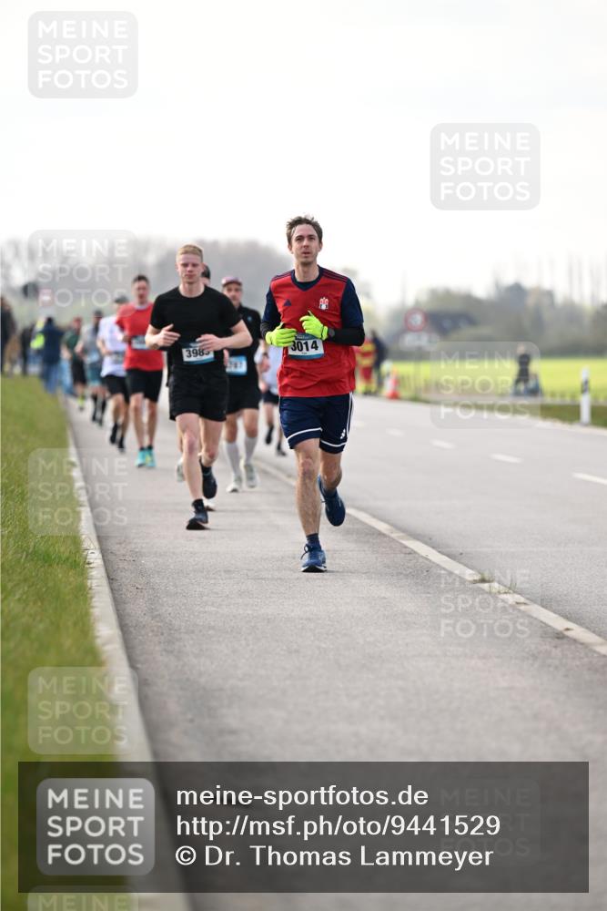 12.04.2026 - 45. Internationalen Wilhelmsburger Insellauf Dr. Thomas Lammeyer http://msf.ph/oto/9441529 12.04.2026 10:08:38 Laufen 3985, 3014 meine-sportfotos.de