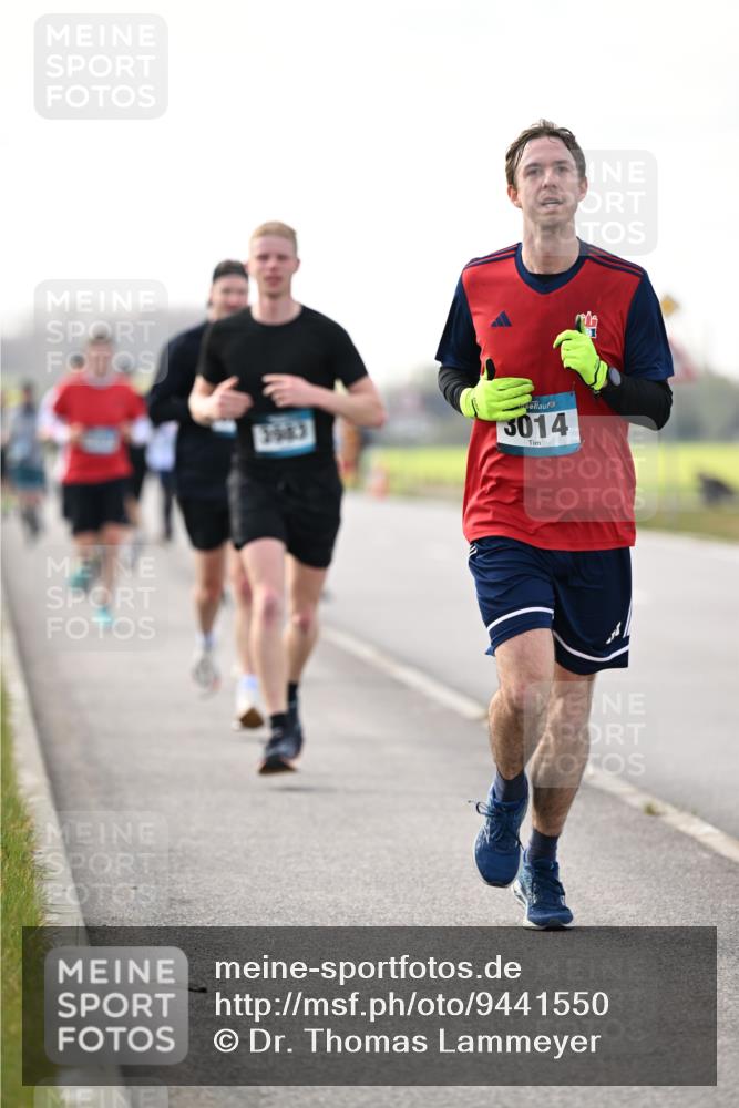 12.04.2026 - 45. Internationalen Wilhelmsburger Insellauf Dr. Thomas Lammeyer http://msf.ph/oto/9441550 12.04.2026 10:08:41 Laufen 3014 meine-sportfotos.de