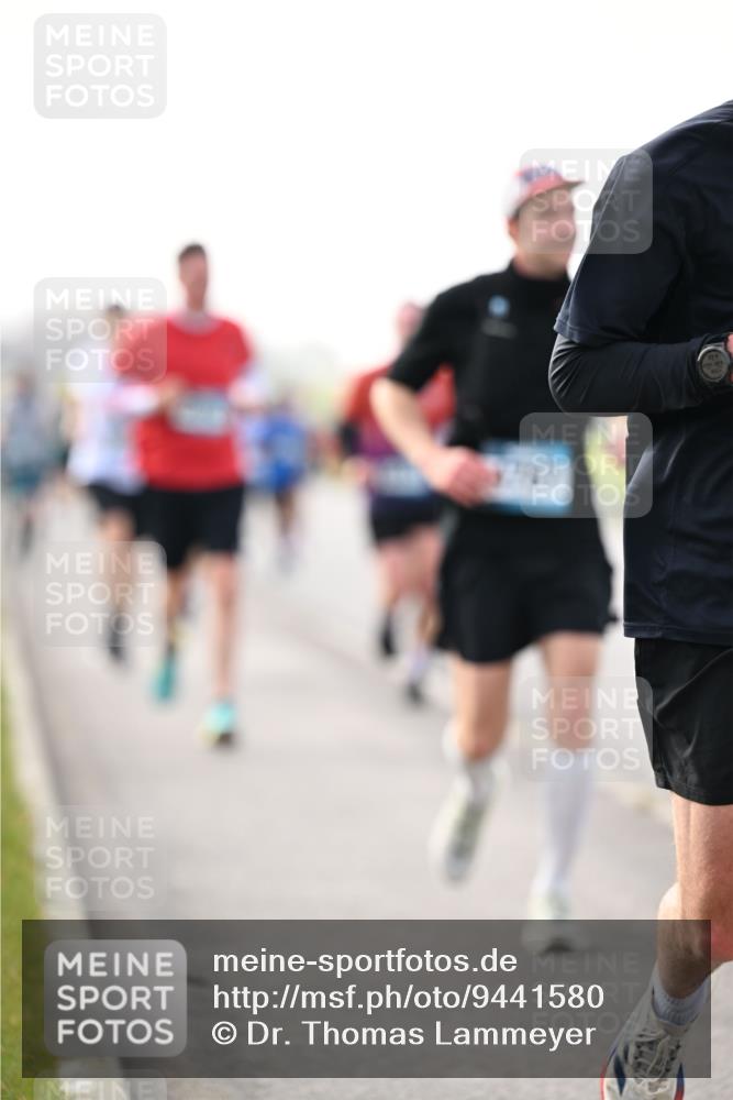 12.04.2026 - 45. Internationalen Wilhelmsburger Insellauf Dr. Thomas Lammeyer http://msf.ph/oto/9441580 12.04.2026 10:08:45 Laufen  meine-sportfotos.de