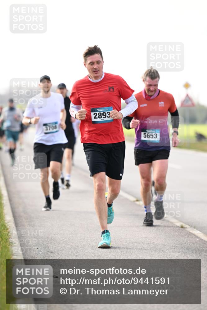 12.04.2026 - 45. Internationalen Wilhelmsburger Insellauf Dr. Thomas Lammeyer http://msf.ph/oto/9441591 12.04.2026 10:08:47 Laufen 2893, 5653 meine-sportfotos.de