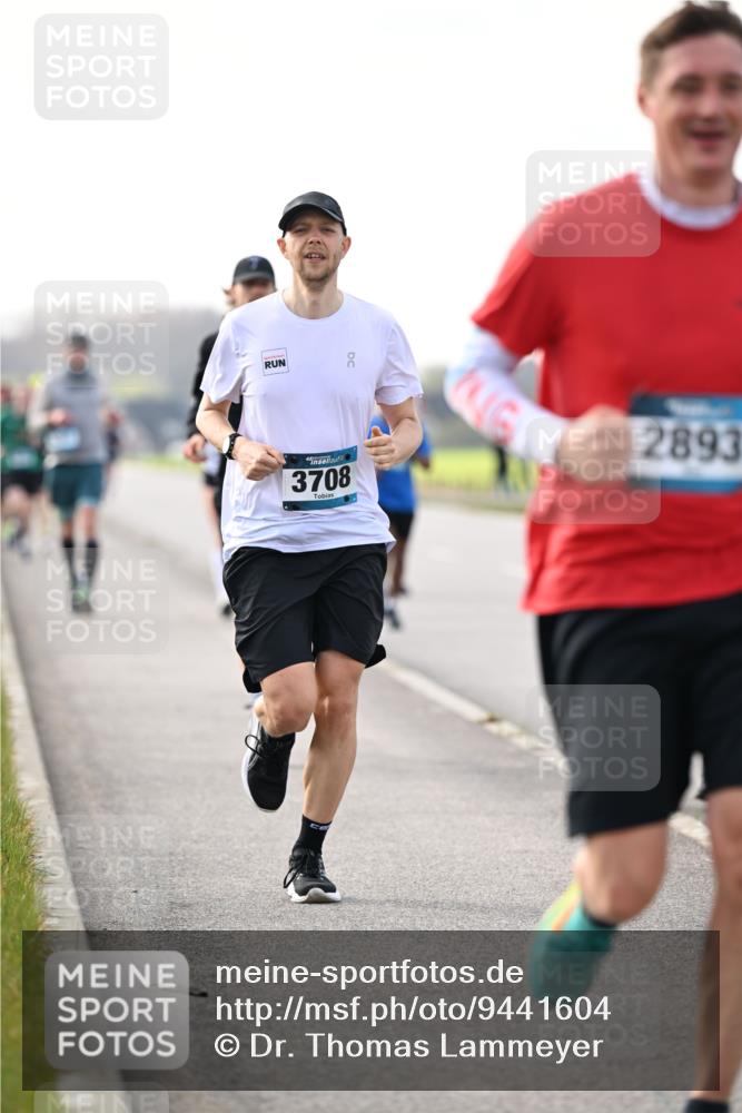 12.04.2026 - 45. Internationalen Wilhelmsburger Insellauf Dr. Thomas Lammeyer http://msf.ph/oto/9441604 12.04.2026 10:08:49 Laufen 3708, 2893 meine-sportfotos.de