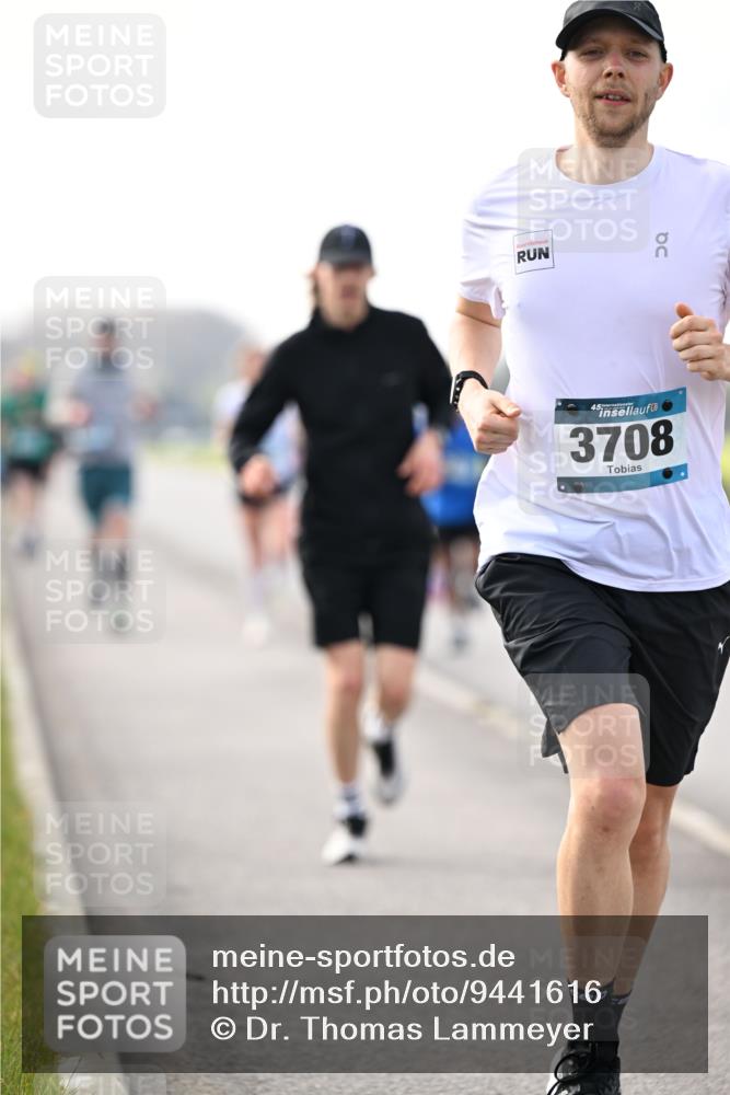 12.04.2026 - 45. Internationalen Wilhelmsburger Insellauf Dr. Thomas Lammeyer http://msf.ph/oto/9441616 12.04.2026 10:08:50 Laufen 45, 3708 meine-sportfotos.de