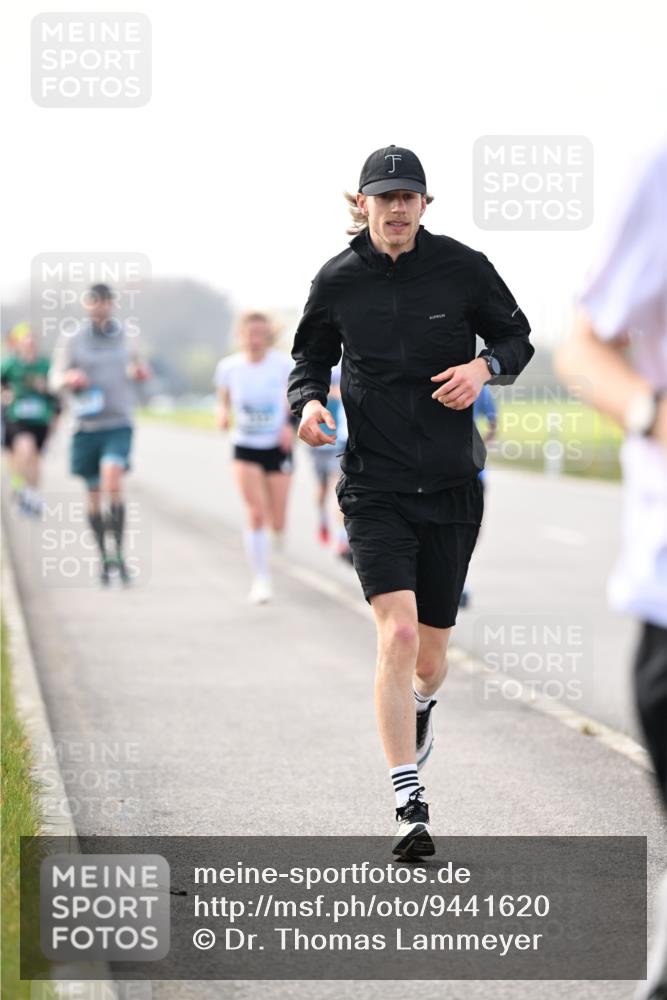 12.04.2026 - 45. Internationalen Wilhelmsburger Insellauf Dr. Thomas Lammeyer http://msf.ph/oto/9441620 12.04.2026 10:08:51 Laufen  meine-sportfotos.de