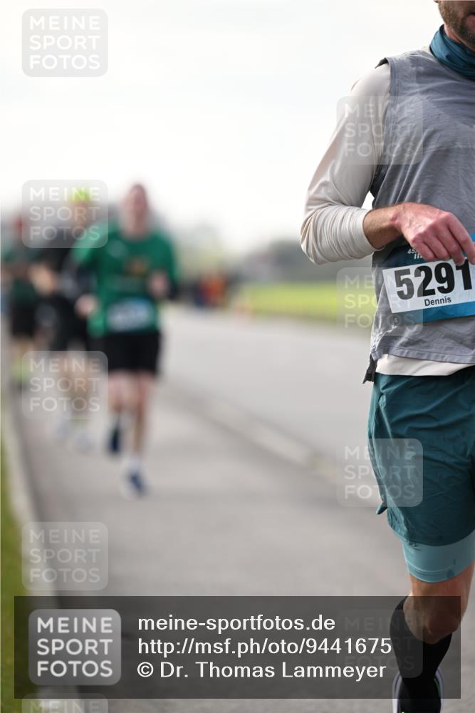 12.04.2026 - 45. Internationalen Wilhelmsburger Insellauf Dr. Thomas Lammeyer http://msf.ph/oto/9441675 12.04.2026 10:08:59 Laufen 45, 5291 meine-sportfotos.de