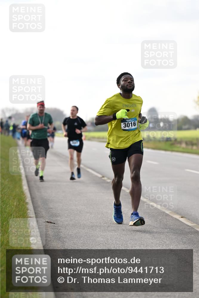 12.04.2026 - 45. Internationalen Wilhelmsburger Insellauf Dr. Thomas Lammeyer http://msf.ph/oto/9441713 12.04.2026 10:09:06 Laufen 3016 meine-sportfotos.de