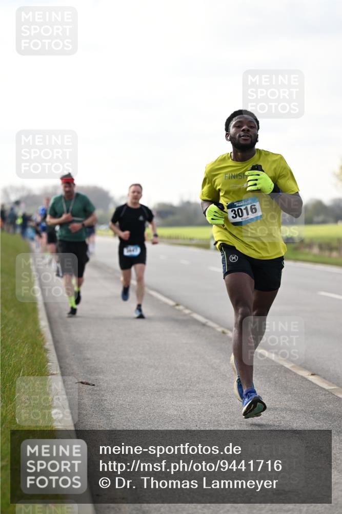 12.04.2026 - 45. Internationalen Wilhelmsburger Insellauf Dr. Thomas Lammeyer http://msf.ph/oto/9441716 12.04.2026 10:09:06 Laufen 3016 meine-sportfotos.de