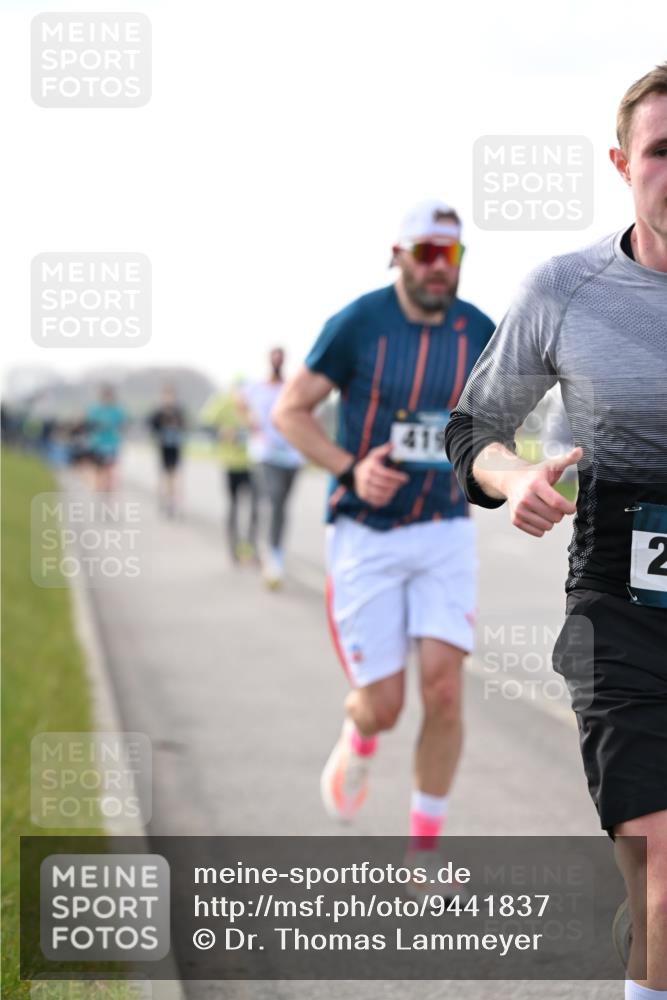 12.04.2026 - 45. Internationalen Wilhelmsburger Insellauf Dr. Thomas Lammeyer http://msf.ph/oto/9441837 12.04.2026 10:09:26 Laufen 419, 2 meine-sportfotos.de