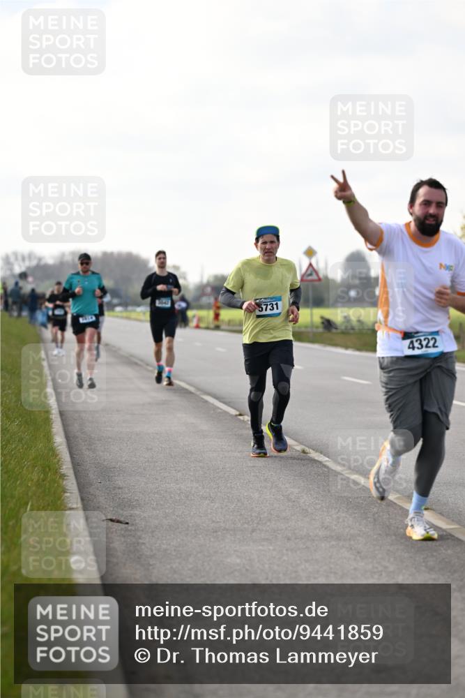 12.04.2026 - 45. Internationalen Wilhelmsburger Insellauf Dr. Thomas Lammeyer http://msf.ph/oto/9441859 12.04.2026 10:09:29 Laufen 36, 42, 5731, 4322 meine-sportfotos.de