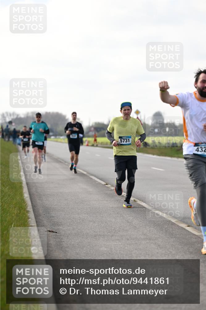 12.04.2026 - 45. Internationalen Wilhelmsburger Insellauf Dr. Thomas Lammeyer http://msf.ph/oto/9441861 12.04.2026 10:09:30 Laufen 5731, 432 meine-sportfotos.de
