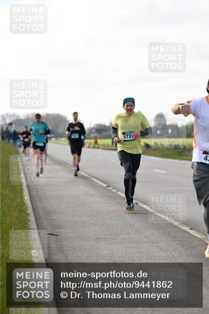 12.04.2026 - 45. Internationalen Wilhelmsburger Insellauf Dr. Thomas Lammeyer http://msf.ph/oto/9441862 12.04.2026 10:09:30 Laufen 5731, 4 meine-sportfotos.de