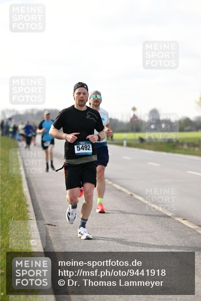 12.04.2026 - 45. Internationalen Wilhelmsburger Insellauf Dr. Thomas Lammeyer http://msf.ph/oto/9441918 12.04.2026 10:09:42 Laufen 5492 meine-sportfotos.de