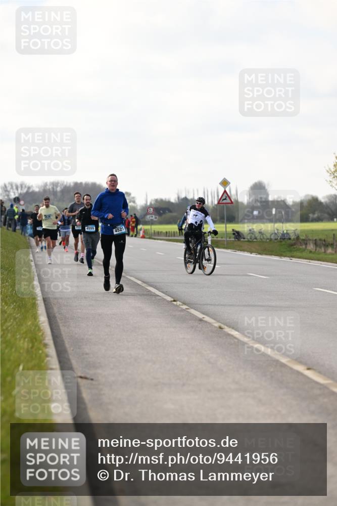 12.04.2026 - 45. Internationalen Wilhelmsburger Insellauf Dr. Thomas Lammeyer http://msf.ph/oto/9441956 12.04.2026 10:09:52 Laufen 3636, 2555, 4555, 4521, 2 meine-sportfotos.de