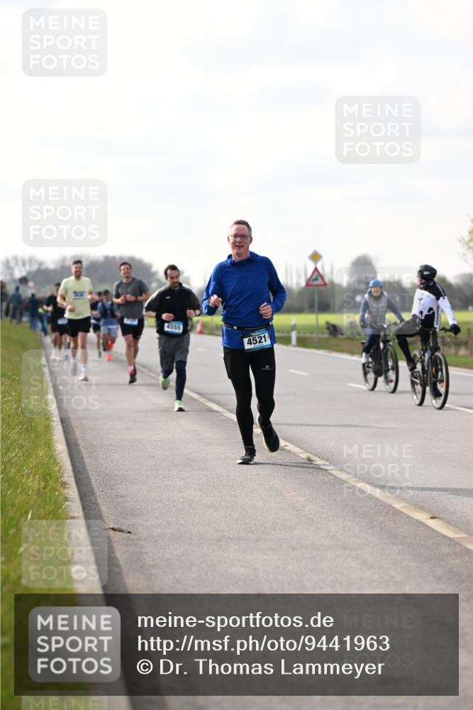 12.04.2026 - 45. Internationalen Wilhelmsburger Insellauf Dr. Thomas Lammeyer http://msf.ph/oto/9441963 12.04.2026 10:09:54 Laufen 4555, 4521 meine-sportfotos.de