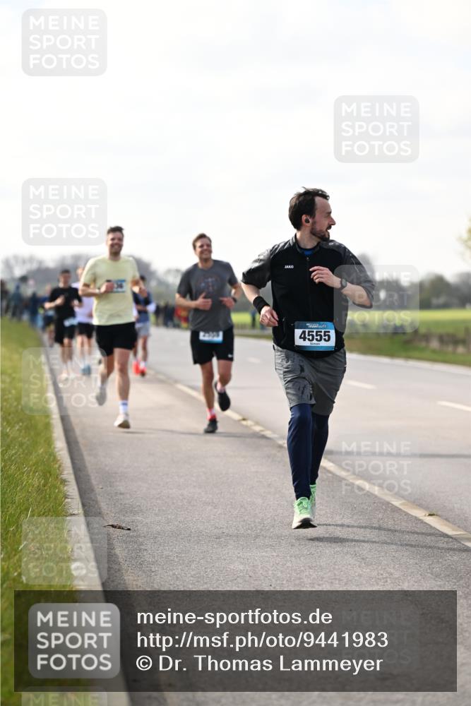 12.04.2026 - 45. Internationalen Wilhelmsburger Insellauf Dr. Thomas Lammeyer http://msf.ph/oto/9441983 12.04.2026 10:09:59 Laufen 4555 meine-sportfotos.de