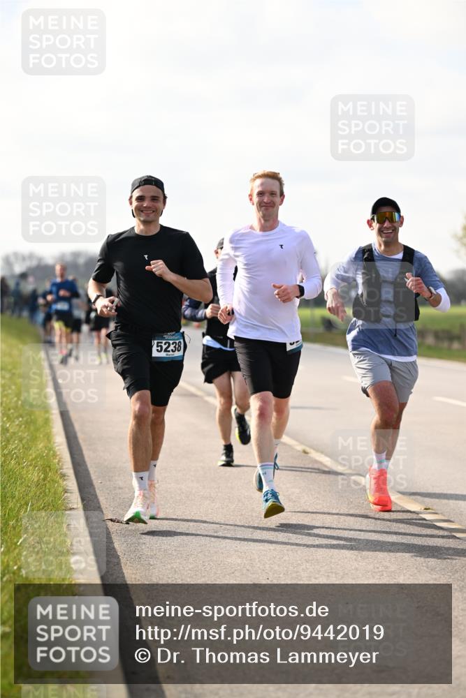 12.04.2026 - 45. Internationalen Wilhelmsburger Insellauf Dr. Thomas Lammeyer http://msf.ph/oto/9442019 12.04.2026 10:10:06 Laufen 5238 meine-sportfotos.de