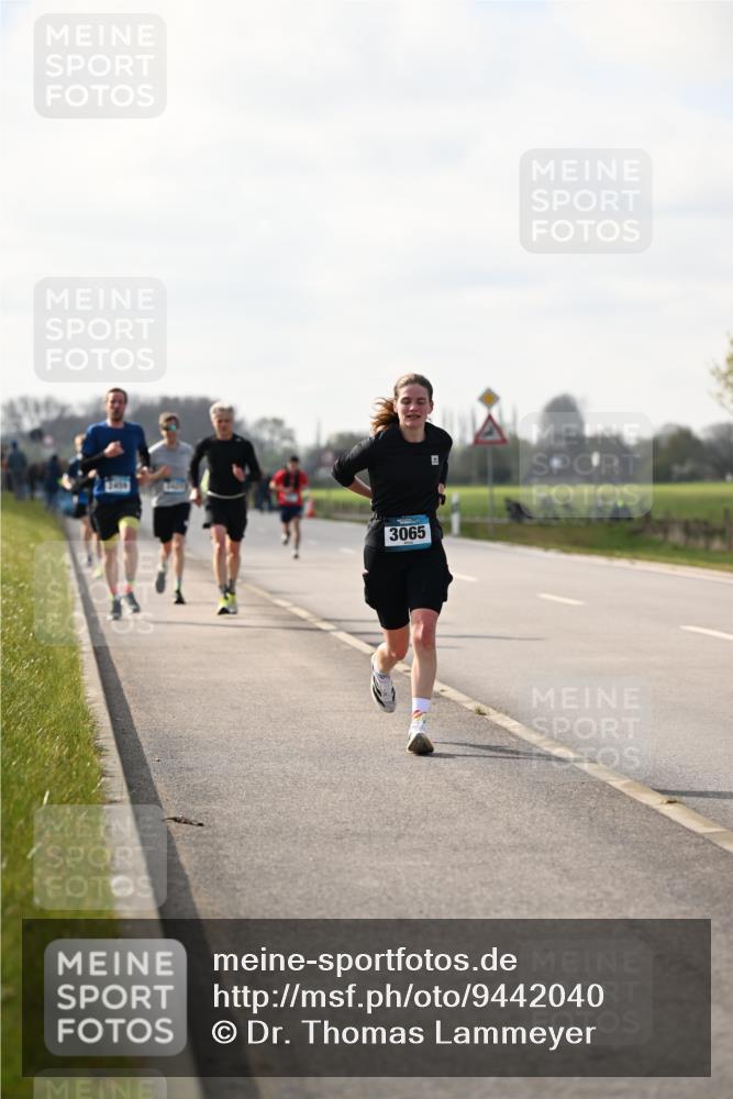 12.04.2026 - 45. Internationalen Wilhelmsburger Insellauf Dr. Thomas Lammeyer http://msf.ph/oto/9442040 12.04.2026 10:10:10 Laufen 3065 meine-sportfotos.de