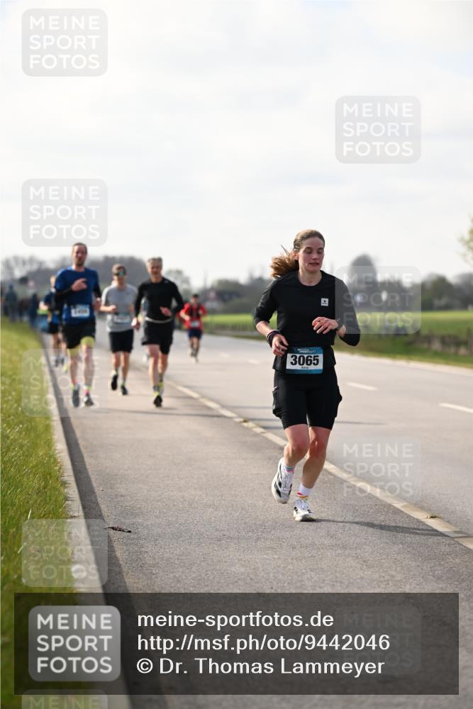 12.04.2026 - 45. Internationalen Wilhelmsburger Insellauf Dr. Thomas Lammeyer http://msf.ph/oto/9442046 12.04.2026 10:10:11 Laufen 3065 meine-sportfotos.de