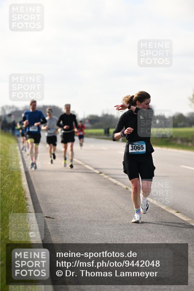 12.04.2026 - 45. Internationalen Wilhelmsburger Insellauf Dr. Thomas Lammeyer http://msf.ph/oto/9442048 12.04.2026 10:10:11 Laufen 3065 meine-sportfotos.de