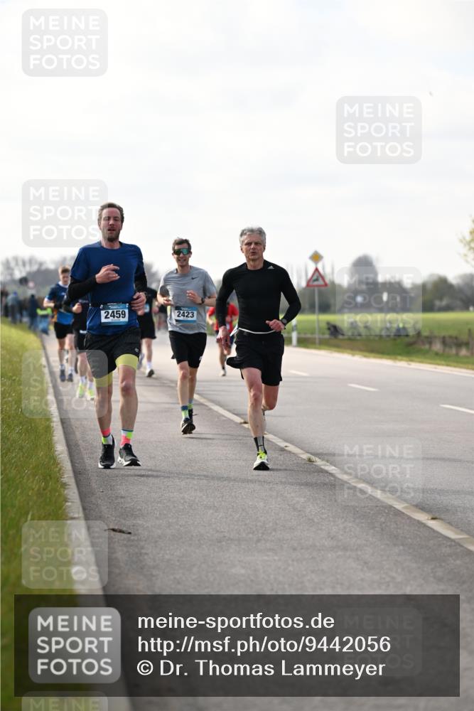 12.04.2026 - 45. Internationalen Wilhelmsburger Insellauf Dr. Thomas Lammeyer http://msf.ph/oto/9442056 12.04.2026 10:10:14 Laufen 2459, 2423 meine-sportfotos.de