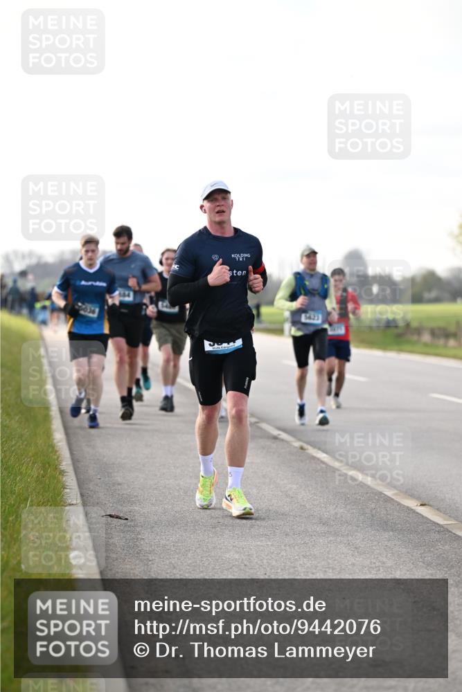 12.04.2026 - 45. Internationalen Wilhelmsburger Insellauf Dr. Thomas Lammeyer http://msf.ph/oto/9442076 12.04.2026 10:10:19 Laufen 5423 meine-sportfotos.de