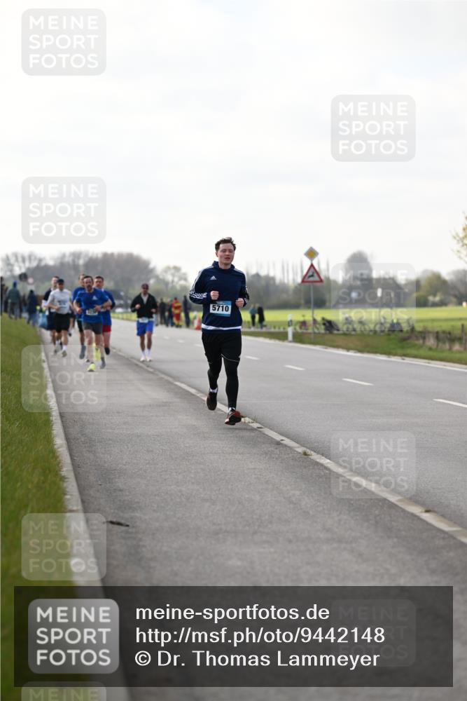 12.04.2026 - 45. Internationalen Wilhelmsburger Insellauf Dr. Thomas Lammeyer http://msf.ph/oto/9442148 12.04.2026 10:10:46 Laufen 5710 meine-sportfotos.de