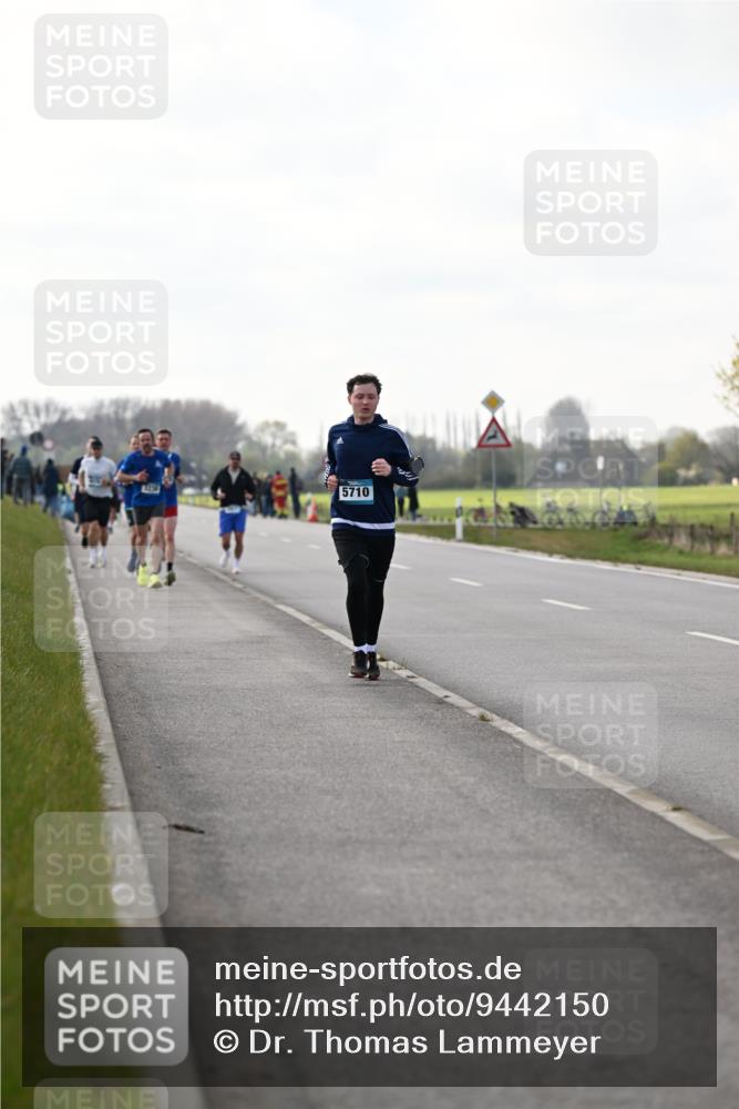 12.04.2026 - 45. Internationalen Wilhelmsburger Insellauf Dr. Thomas Lammeyer http://msf.ph/oto/9442150 12.04.2026 10:10:47 Laufen 5710 meine-sportfotos.de