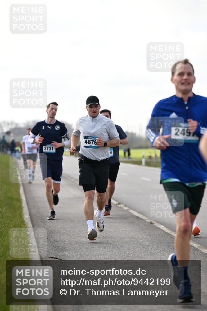 12.04.2026 - 45. Internationalen Wilhelmsburger Insellauf Dr. Thomas Lammeyer http://msf.ph/oto/9442199 12.04.2026 10:10:57 Laufen 3731, 4679, 249 meine-sportfotos.de