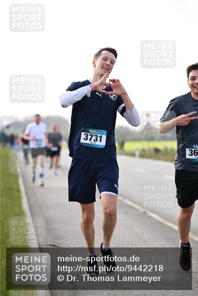 12.04.2026 - 45. Internationalen Wilhelmsburger Insellauf Dr. Thomas Lammeyer http://msf.ph/oto/9442218 12.04.2026 10:11:00 Laufen 3731, 45, 36 meine-sportfotos.de