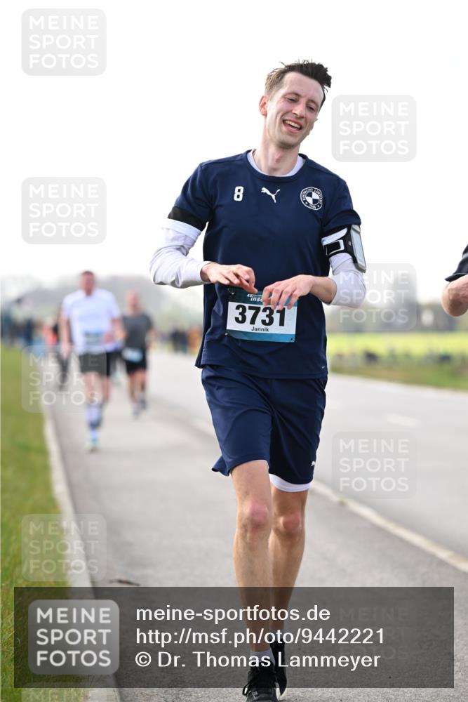 12.04.2026 - 45. Internationalen Wilhelmsburger Insellauf Dr. Thomas Lammeyer http://msf.ph/oto/9442221 12.04.2026 10:11:01 Laufen 8, 3731 meine-sportfotos.de