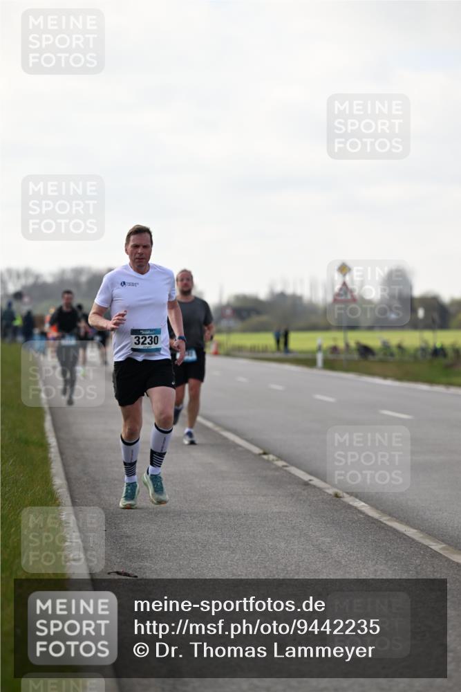 12.04.2026 - 45. Internationalen Wilhelmsburger Insellauf Dr. Thomas Lammeyer http://msf.ph/oto/9442235 12.04.2026 10:11:04 Laufen 3230 meine-sportfotos.de