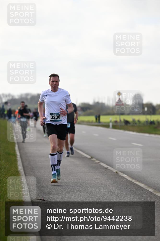 12.04.2026 - 45. Internationalen Wilhelmsburger Insellauf Dr. Thomas Lammeyer http://msf.ph/oto/9442238 12.04.2026 10:11:04 Laufen 3230 meine-sportfotos.de