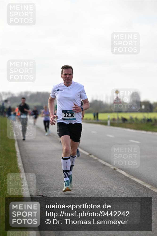 12.04.2026 - 45. Internationalen Wilhelmsburger Insellauf Dr. Thomas Lammeyer http://msf.ph/oto/9442242 12.04.2026 10:11:05 Laufen 3230 meine-sportfotos.de