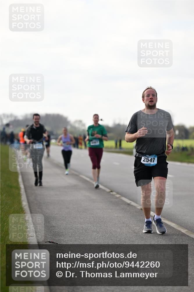 12.04.2026 - 45. Internationalen Wilhelmsburger Insellauf Dr. Thomas Lammeyer http://msf.ph/oto/9442260 12.04.2026 10:11:07 Laufen 2547 meine-sportfotos.de