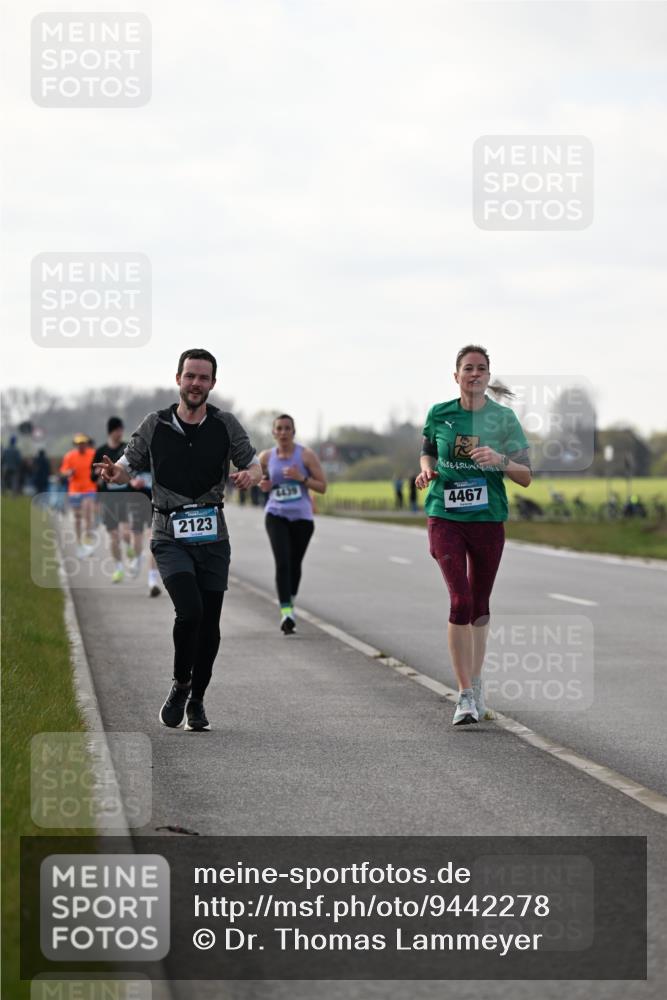12.04.2026 - 45. Internationalen Wilhelmsburger Insellauf Dr. Thomas Lammeyer http://msf.ph/oto/9442278 12.04.2026 10:11:10 Laufen 2123, 4467 meine-sportfotos.de