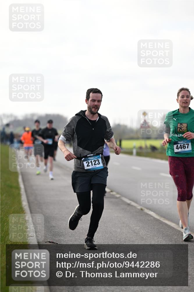 12.04.2026 - 45. Internationalen Wilhelmsburger Insellauf Dr. Thomas Lammeyer http://msf.ph/oto/9442286 12.04.2026 10:11:12 Laufen 2123, 4467 meine-sportfotos.de