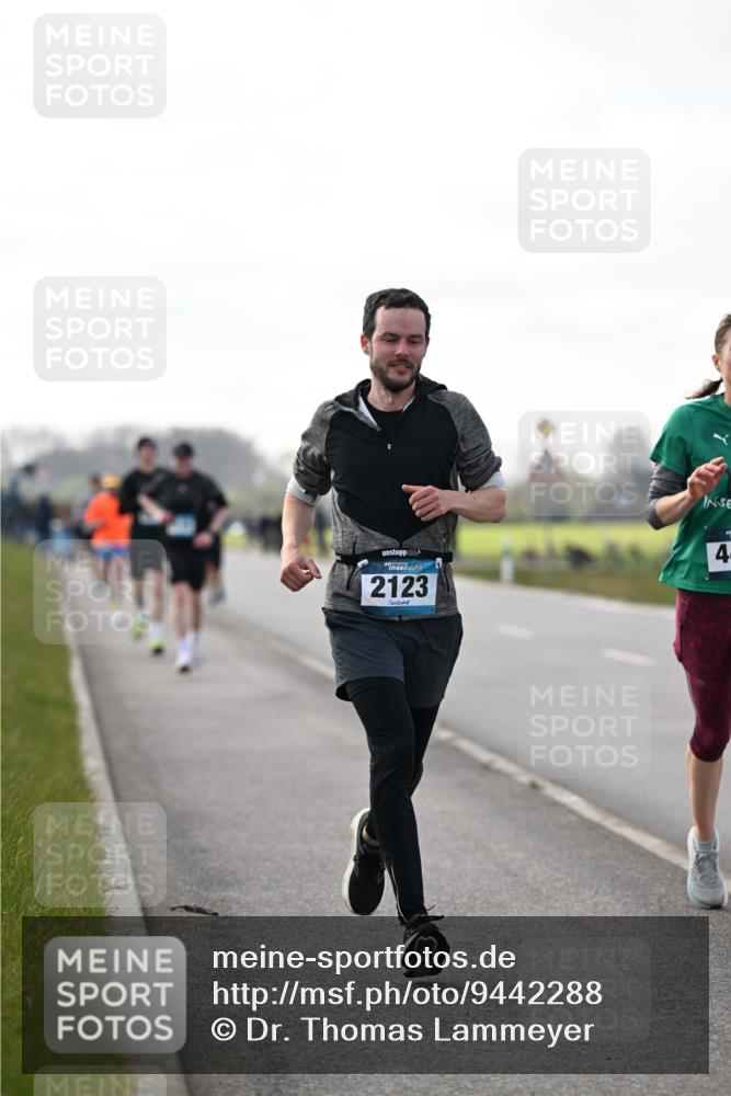 12.04.2026 - 45. Internationalen Wilhelmsburger Insellauf Dr. Thomas Lammeyer http://msf.ph/oto/9442288 12.04.2026 10:11:12 Laufen 2123, 4 meine-sportfotos.de